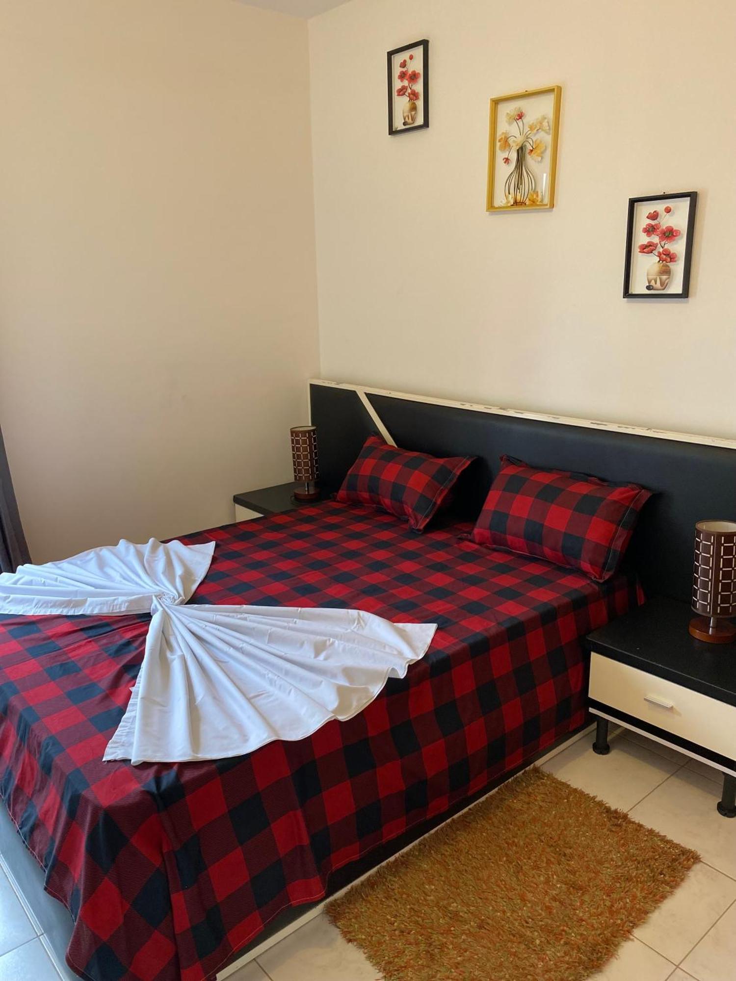 Apartamento T2 Equipado E Aconchegante. Praia Esterno foto