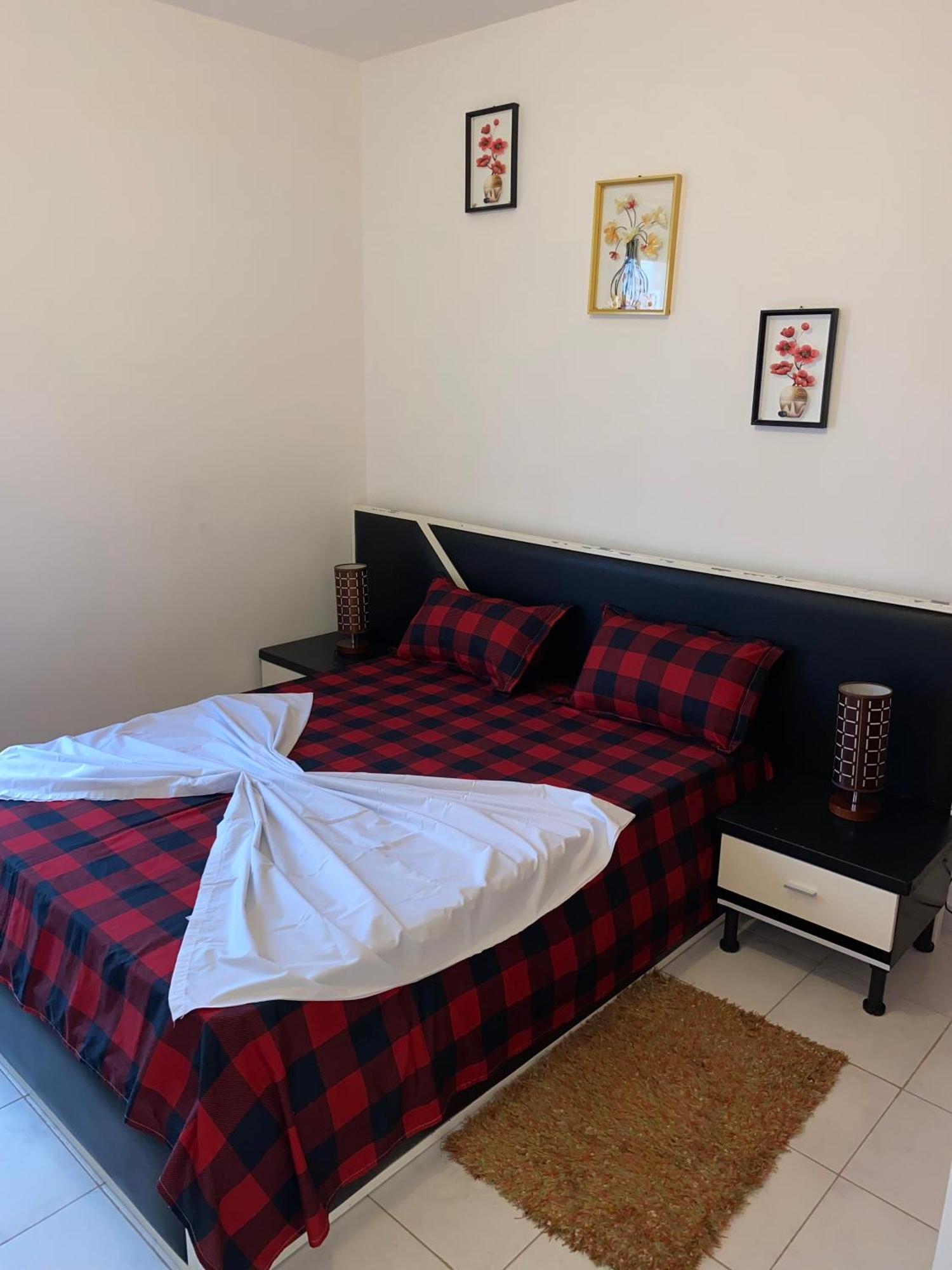 Apartamento T2 Equipado E Aconchegante. Praia Esterno foto